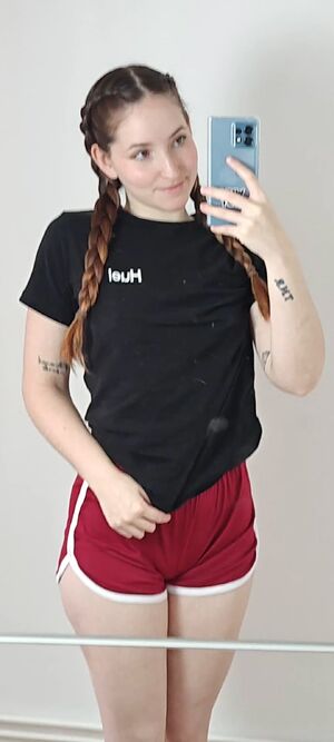 revealing my fit natural tits :3