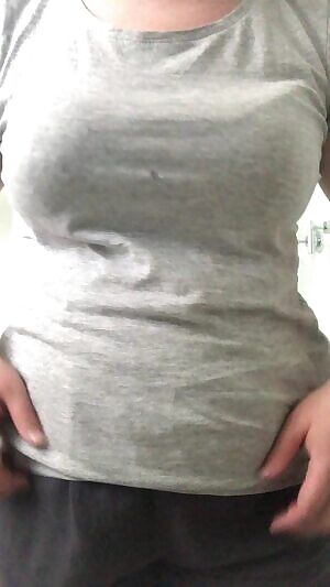 another reveal/drop i sent bf while he was at work. Xx