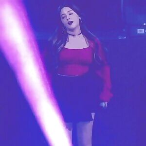 Momoland - Nancy lip biting