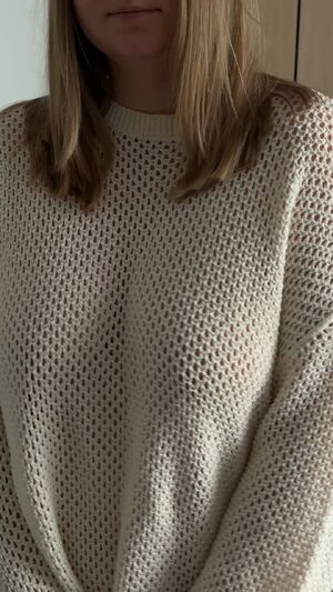Braless Boobs Bouncing Tits PetitTits Sideboob