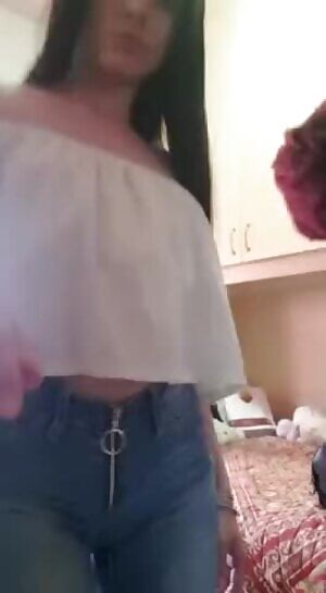 Lesbian Italian teen pussy licking