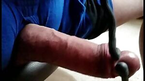 Shaking uncut by the glans