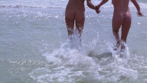 B-Movie Babes Babe Lesbian r/BmovieBabes