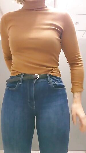 Hungover on a monday, being naughty at work makes me eel better.