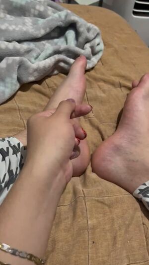 Trans Women Dirty Feet Homemade Latina