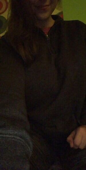 Ok, maybe it's just the dark top, but still ...