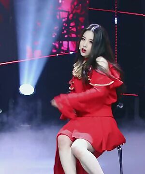 LOONA - Heejin