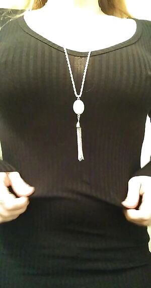 My outfit or going out tonight... if you see me, cum say hi! 😘