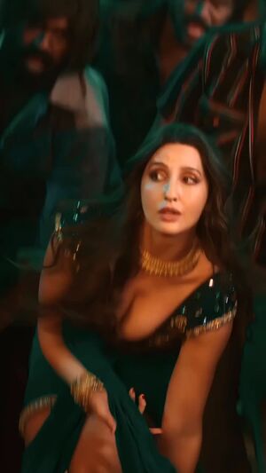 Indian Celebrity NSFW Abs Belly Button