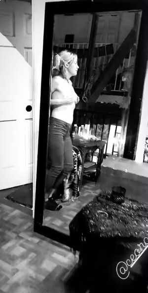 Cleavage Cleavage Cleavage Boobs Dance Dancing SFW