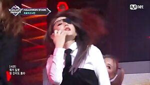 fromis_9 Gyuri's bad girl hotness