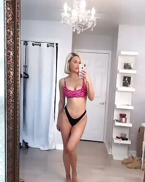 Lana Is the perfect fuck toy