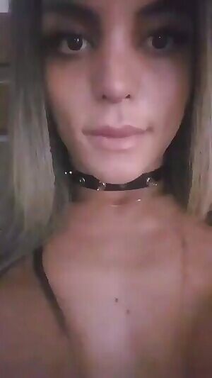 Anitta De Castro Selfie