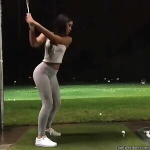 'Dat Ass Golfing