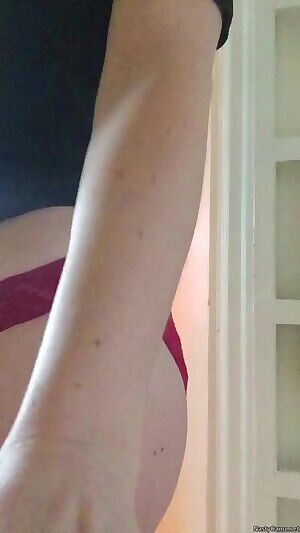 Can't believe I'm spreading my ass or you weirdos<3