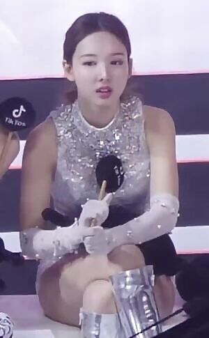 Twice - Nayeon stroking