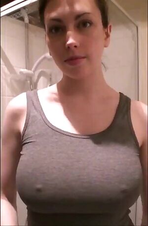 Busty: Luisa May