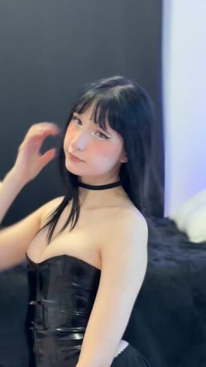 Upskirt Tease Amateur Boobs Cute Goth