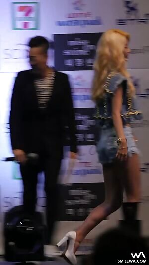 SOJIN - That walk.