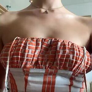 I love when my boobs get sore and tender 🍼 I always ind myself playing with them throughout the day and end up soaking wet. If you saw me on the train could you guess that I'm dripping through my panties? 😇