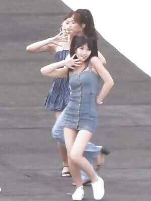 Twice - Momo's cute bouncy Momos