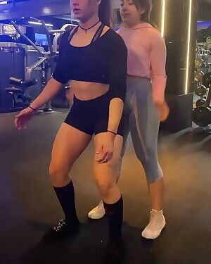 Double squat butt