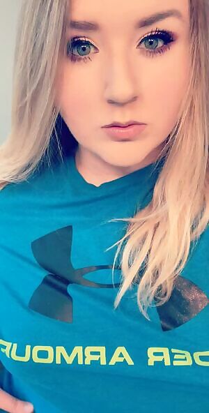 Quick nipple flash, don’t miss it.