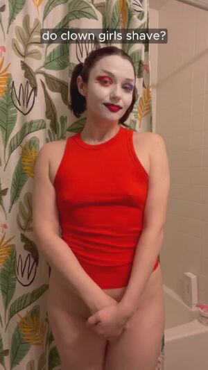 Clown Girls Amateur Babe Cute Pussy