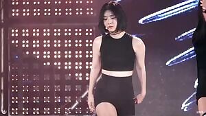 Brave Girls - Yuna