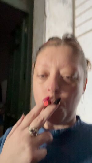 Reddit Creators OnlyFans Smoking