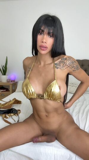 SheCock Amateur Big Dick Trans