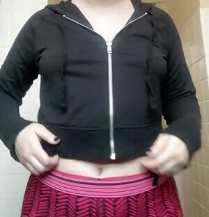 Who wants to undress me the rest of the way? 😏