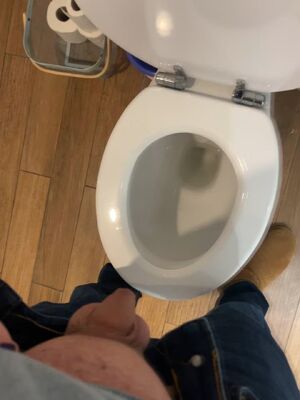Tight Foreskin (Phimosis) Peeing Uncircumcised Uncut
