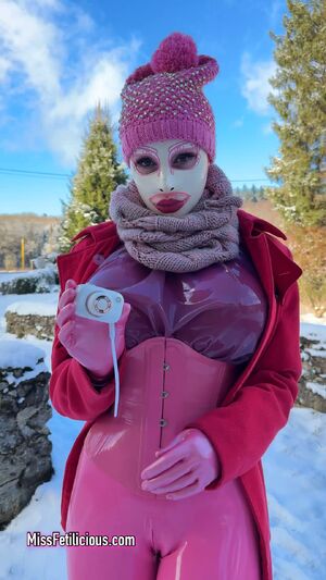 Shiny Big Tits Latex Mask Rubber