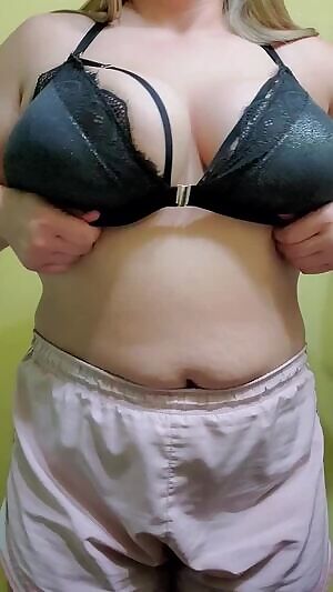 Graduation celebration titty drop #classof2020 🎓