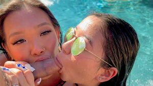 Good girls share