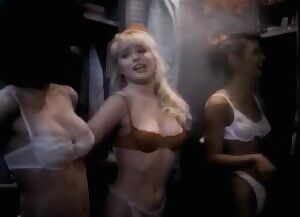 Melissa Moore, Savannah, Debra Lamb, Gail Lyon and Kalei Shallabarger - The Invisible Maniac