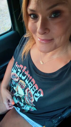 Fansly Sluts Amateur BBW Car Flashing