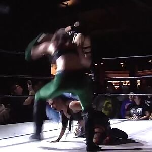 Scarlett Slapping Her Ass