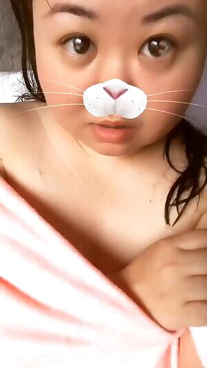 when i get naked in the bathroom, the shower gets turned on 😝