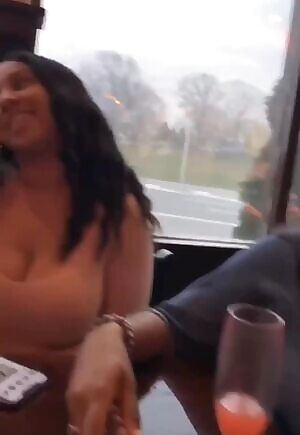 She has never been able to hide those melons