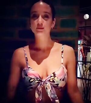 Maria Pedraza sensual jiggling