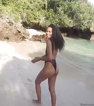 Chanel Iman