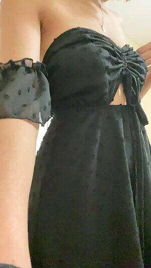 Had to show my new dress off😉🤤😏