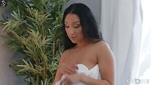 Babes - Vicki Chase - I've Wanted You For A Long Time