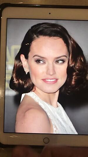 Daisy Ridley shot