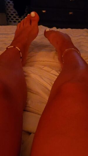 Mom Feet Pretty_Little_Rave_Feet