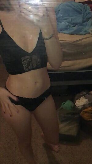 😘