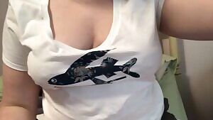 18 Titty pop