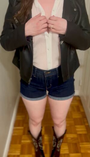 Boot Lovers Amateur Big Tits Country Girl